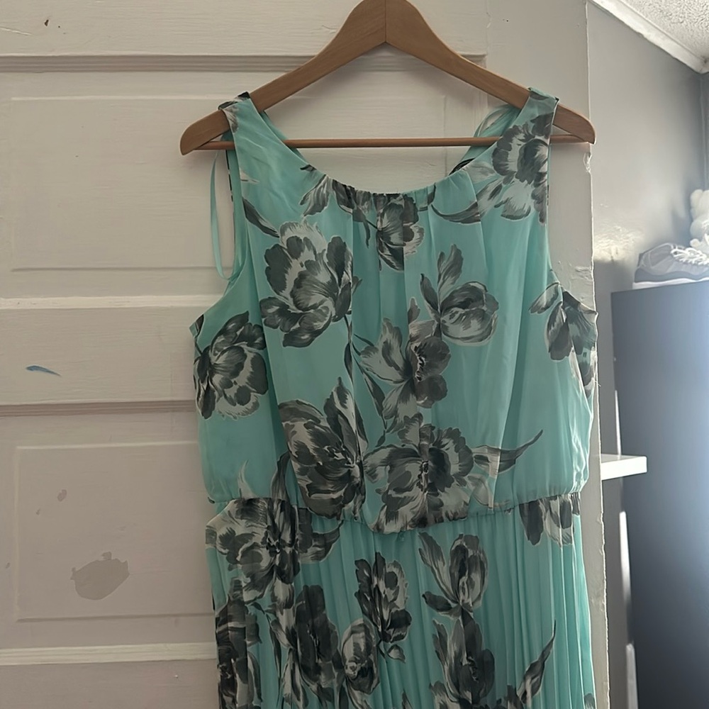 Mint green, black & white floral dress